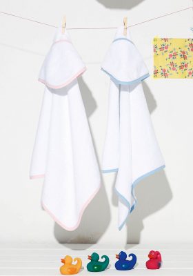 K124 - BABY BADHANDDOEK KARIBAN
